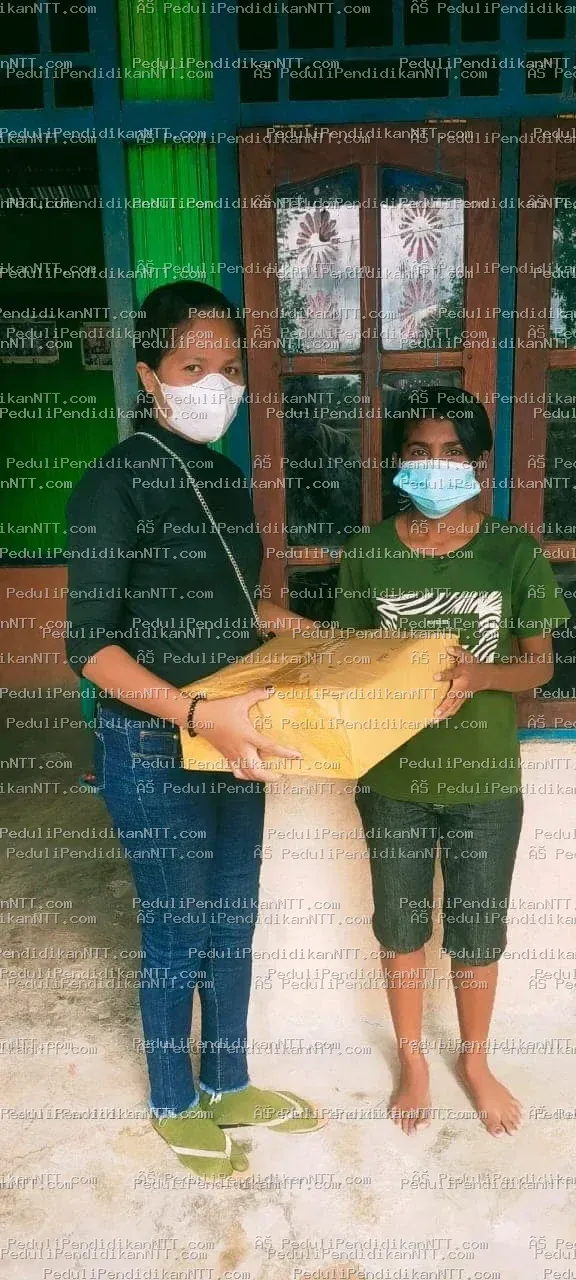 Terima kasih kepada teman-teman Komunitas Peduli Pendidikan NTT yang telah mendukung kegiatan kali ini di kota perbatasan Belu, dan khususnya kepada K. Agnes yang membantu kelancaran kegiatan bulan ini. Giving from lack, serving in joy.Belu – 31/10/2021 - Kabupaten Belu 2021