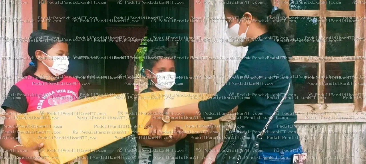 Terima kasih kepada teman-teman Komunitas Peduli Pendidikan NTT yang telah mendukung kegiatan kali ini di kota perbatasan Belu, dan khususnya kepada K. Agnes yang membantu kelancaran kegiatan bulan ini. Giving from lack, serving in joy.Belu – 31/10/2021 - Kabupaten Belu 2021