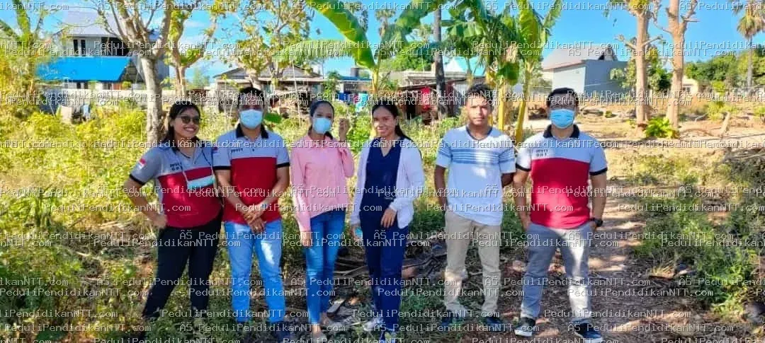 Penyerahan Bantuan Dari Komunitas di WIlayah Kota Kupang - Kota Kupang 2021