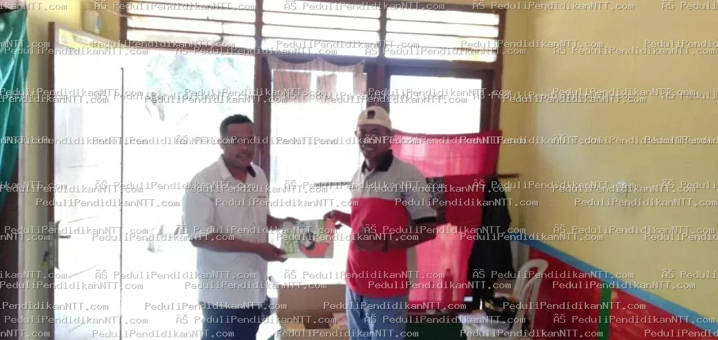 6 September 2023, memberikan dukungan buku bagi anak-anak di Amfoang Timur - Kabupaten Kupang - Kabupaten Kupang 2023