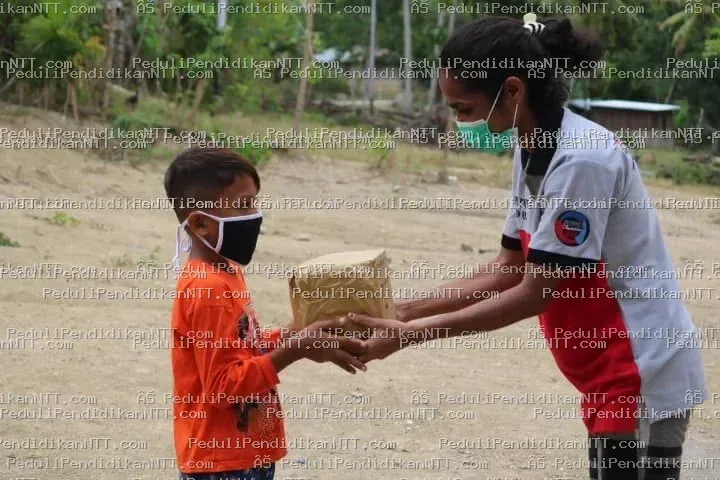 Kegiatan Penyerahan Bantuan Komunitas Di Wilayah Kabupaten Malaka - Kabupaten Malaka 2021