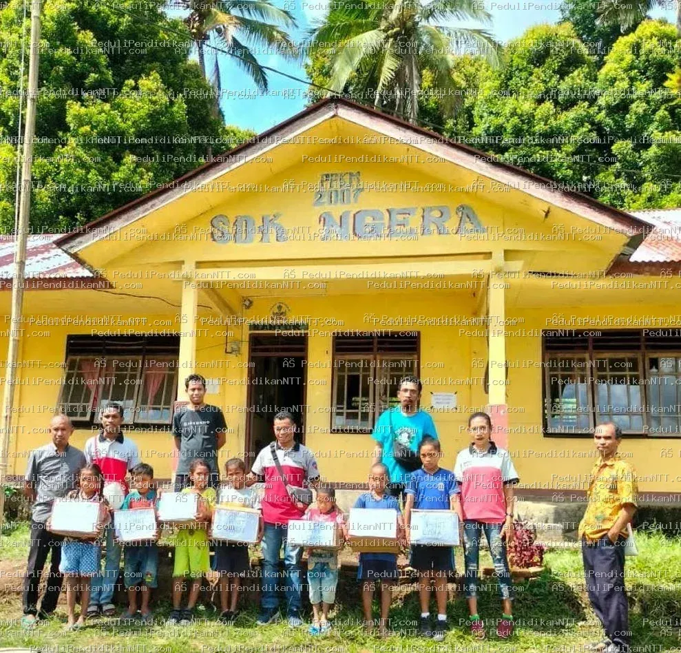Sabtu 28 Mei 2022,Berbagi kasih di SDK Ngera,Desa Ngera,Kecamatan Keo Tengah Kabupaten Nagekeo - Kabupaten Nagekeo 2022