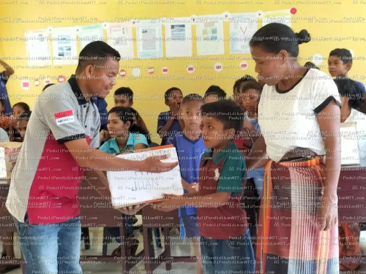 Sabtu 28 Mei 2022,Berbagi kasih di SDK Ngera,Desa Ngera,Kecamatan Keo Tengah Kabupaten Nagekeo - Kabupaten Nagekeo 2022