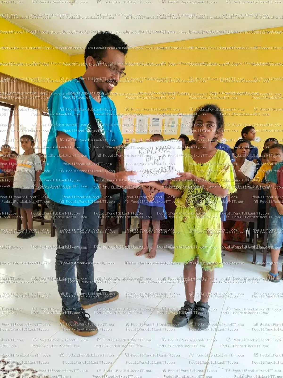 Sabtu 28 Mei 2022,Berbagi kasih di SDK Ngera,Desa Ngera,Kecamatan Keo Tengah Kabupaten Nagekeo - Kabupaten Nagekeo 2022