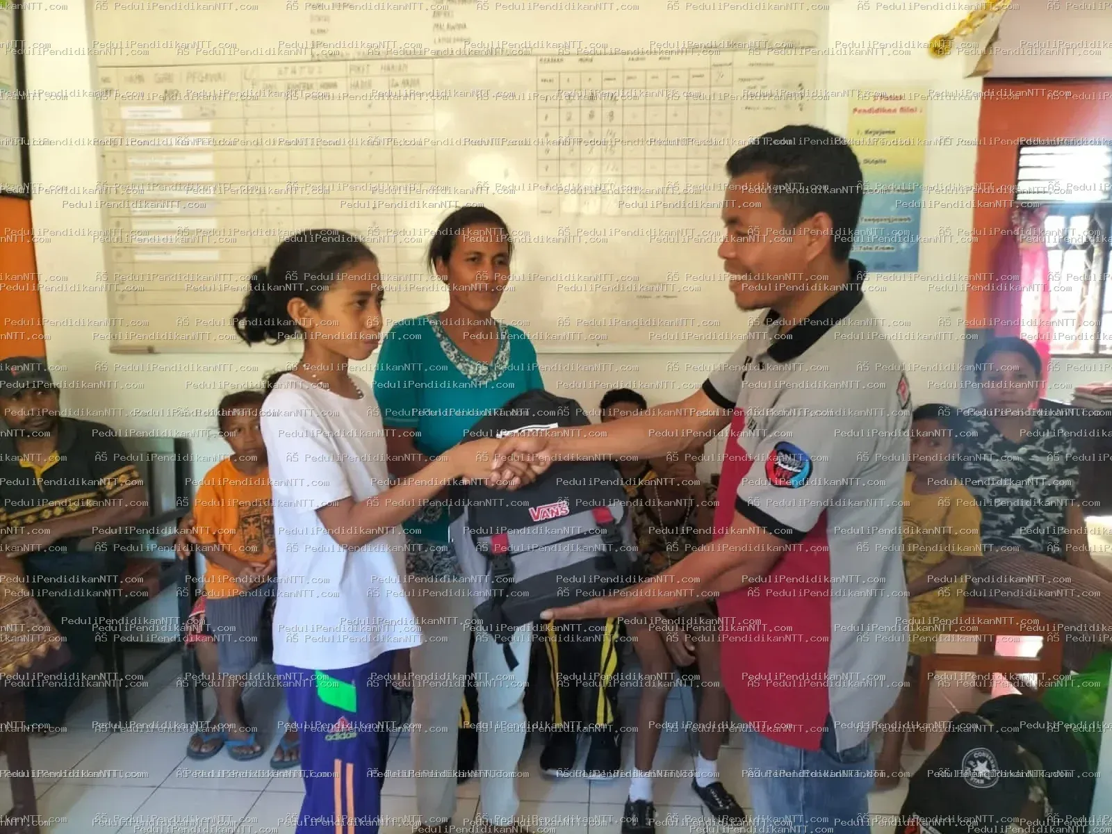 Sabtu 29 Juli 2023,berbagi di Langedhawe - Nagekeo - Kabupaten Nagekeo 2023