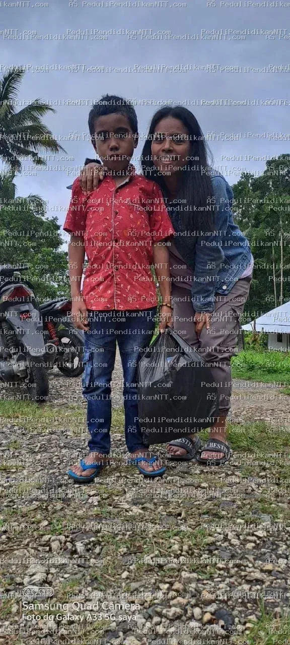7 Januari 2023,berbagi dengan anak-anak di Sumba Barat Daya - Kabupaten Sumba Barat Daya 2023