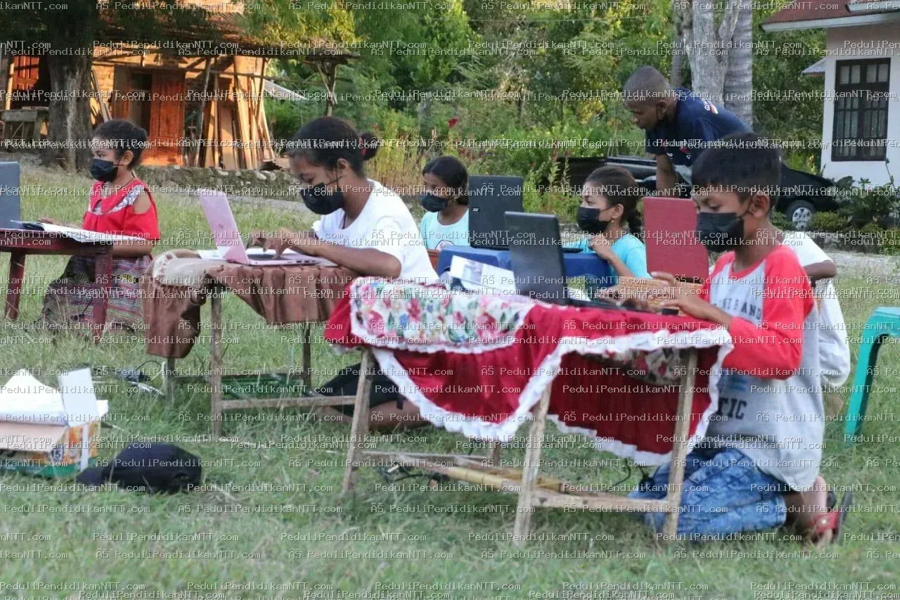 Komunitas PPNTT wilayah TTU melaksanakan beberapa perlombaan untuk memeriahkan HARDIKNAS-02 Mei 2022 - Kabupaten Timor Tengah Utara 2022