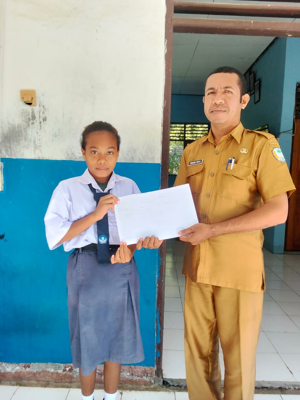 Dukungan belajar untuk tiga anak di Wini - Kabupaten Timor Tengah Utara 2026