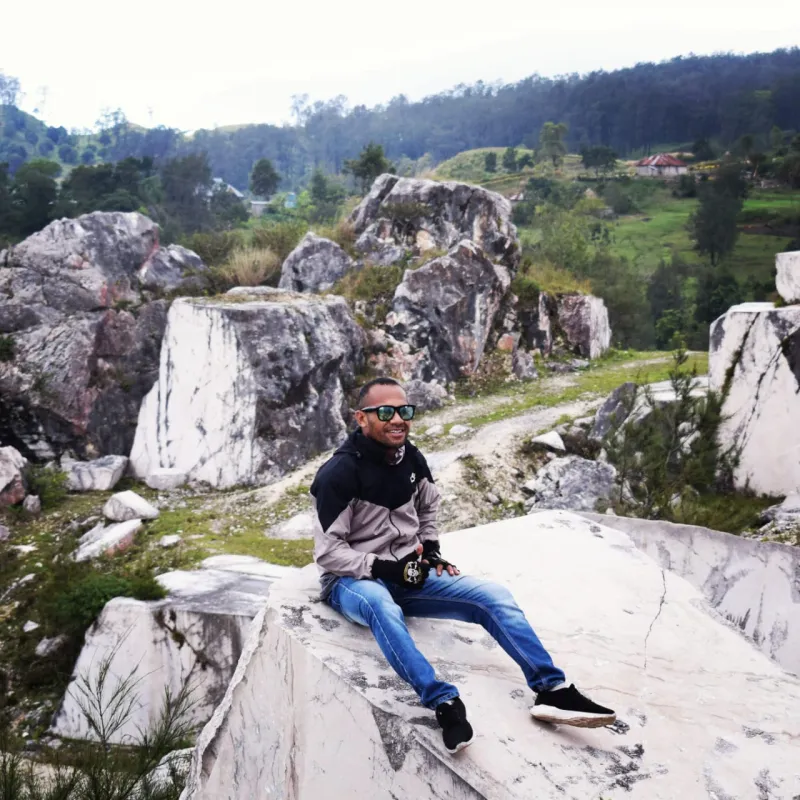 Jhelo Tameno